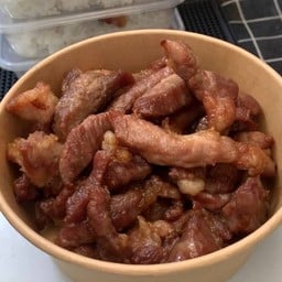 แดดเดียวพระนคร หมูทอด The tree sukhumvit 71