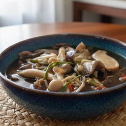 แกงเห็ดสามอย่าง