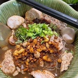 ก๋วยเตี๋ยวโกเด้ง โฮเด้ง 7/11 บ้านแฮ่ 7/11 บ้านแฮ่
