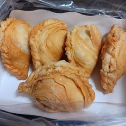 กะหรี่ปั๊บย่าน้องลัมอานี