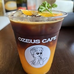 OZEUS CAFE -