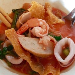 เย็นตาโฟแซบ รวมทะเล เส้นใหญ่