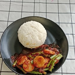 ข้าวผัดพริกแกงหอยเชลล์