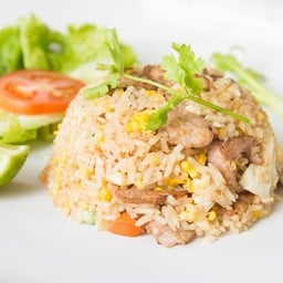 ข้าวผัดหมู🐷