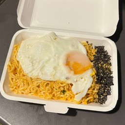 มาม่าไข่เค็ม OK