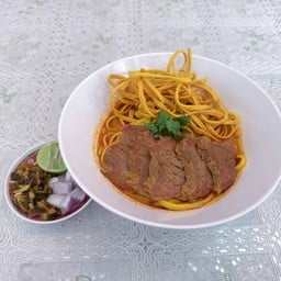 ข้าวซอยเนื้อ