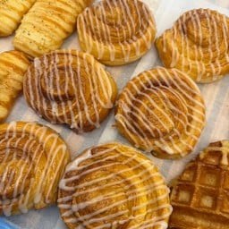 ชินนามอลโรล