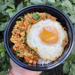 ครัวไข่ ไข่ & ใบโห