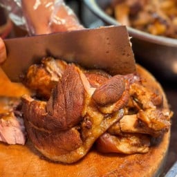 ปารียอง เป็ดพะโล้ ขาหมูพะโล้ แม่ฟ้าหลวง