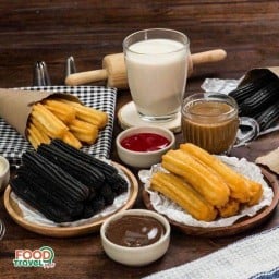 ปาท่องโก๋สเปน churros ใบเฟิร์น