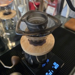 OZEUS CAFE -