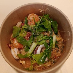 สุกี้แห้งกุ้ง ปลาหมึก