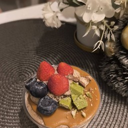 Houjicha biscoff cream cake