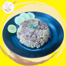 ข้าวผัดเนื้อชิ้น