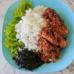 ข้าวไข่ข้นไก่ทอดเกาหลีโรยสาหร่าย