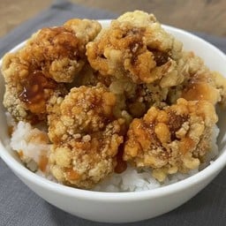 อีกะมารุ คาราอาเกะ ถนนคทาธร