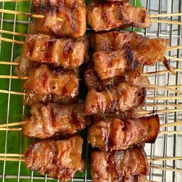 หมูปิ้ง ข้าวไข่ข้น ลูกชิ้นปิ้ง by ป้าสุ 2