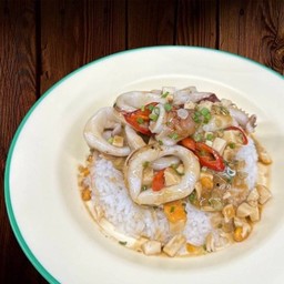 ข้าวปลาหมึกผัดไข่เค็ม(DR)