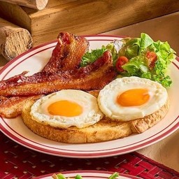 AB9 Bacon, Egg & Toast ขนมปังหน้าไข่กับเบคอน