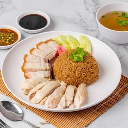 ข้าวมันไก่ตอน + หมูกรอบฮ่องกง