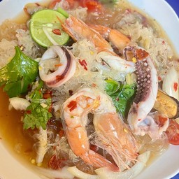 ยำวุ้นเส้นทะเล