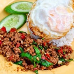 จอยกระเพราซิ่ง