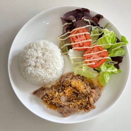 ข้าวสันคอหมูกระเทียม