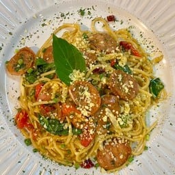 ไส้อั่วผัดพริกแห้ง