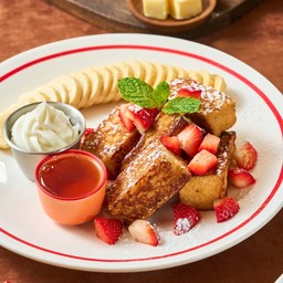 SS6 Banana strawberry French toast เฟรนช์โทสต์กล้วย สตรอเบอรี่