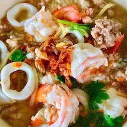 [อร่อยซ่ากับโค้ก] ข้าวต้มรวมยกร้าน +  โค้ก ออริจินัล (กระป๋อง)