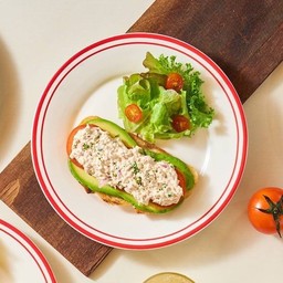 TT6 Tunacado ขนมปังหน้าทูน่าอโวคาโด้