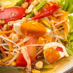 ตำไทยไข่เค็ม