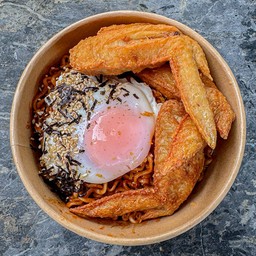 ซัมยังราเมงแห้งรสเผ็ด/ไข่ลาวา/ปีกไก่ทอด