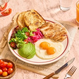 B2 Queen  Breakfast ควีนส์เบรคฟาสต์