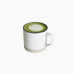 Hot Matcha Latte มัทฉะลาเต้ร้อน