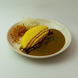 ข้าวแกงกะหรี่ไข่ออมเล็ต