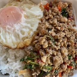 ข้าวกะเพราหมูสับ