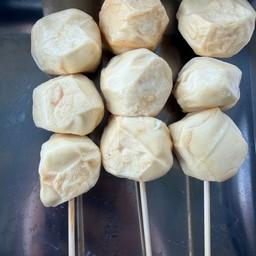 ลูกชิ้นเต้าหู้หมู