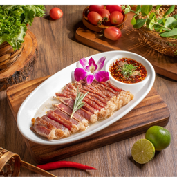 เนื้อสะดุ้ง  Fried Beef Medium rare  六分熟炸牛肉