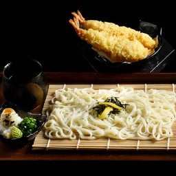 อินานิวะเย็นและกุ้งเทมปุระ