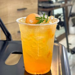 น้ำบ๊วยเย็น