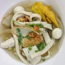 เส้นปลาน้ำใส