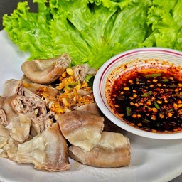 เจ้เจียนนางเลิ้ง-บะหมี่แห้งลาวา