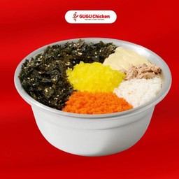 กูร์กูร์ จูม็อกบับ เสิร์ฟพร้อมไข่กุ้งและทูน่า