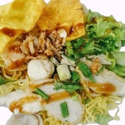 บะหมี่แห้ง ลูกชิ้นปลา