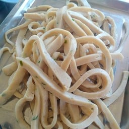 เส้นปลา ลวกจิ้ม