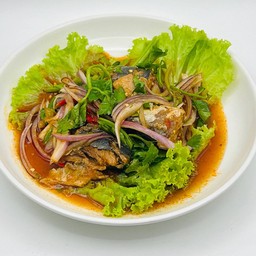 ยำปลากระป๋อง