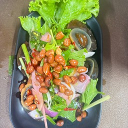 ยำไข่เยี่ยวม้า