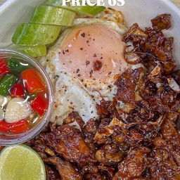 ข้าวหน้าเนื้อ กะเทียม