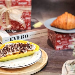 Banoffee 🍌🍮 กล้วยหอมทองมาพร้อมกับซอสคาราเมลสุดเข็มข้นครีมนุ่มฟูรสชาติที่ลงตัว